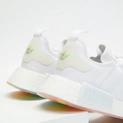 Discount 🌟 Adidas Originals NMD_R1 ICONIC EXCLUSIVE - Unisex Cloud White, Cloud White & Off White 🔔 -Mens Shoes Shop http3A2F2Fstatic.theiconic.com .au2Fp2Fadidas originals 3019 9214821 4