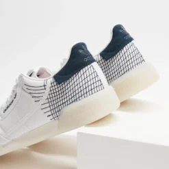 Brand new 🔥 Adidas Originals Continental 80 Primeblue - Men's Chalk White, White & Collegiate Navy 🎉 -Mens Shoes Shop http3A2F2Fstatic.theiconic.com .au2Fp2Fadidas originals 4600 4039811 3