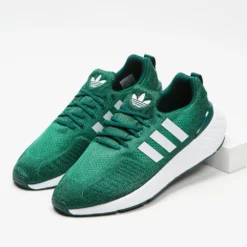 Top 10 🔔 Adidas Originals Swift Run 22 - Men's Collegiate Green, Footwear White & Bold Green 🔥 -Mens Shoes Shop http3A2F2Fstatic.theiconic.com .au2Fp2Fadidas originals 8019 7940741 4