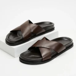 Promo ⭐ AERE Crossover Leather Slides Brown ✨