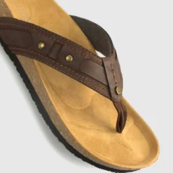 Budget 🛒 Airflex Ayden Leather Thongs Brown ❤️ -Mens Shoes Shop http3A2F2Fstatic.theiconic.com .au2Fp2Fairflex 9008 8663141 4