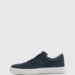 Top 10 🧨 Brando Bruce Low Top sneakers 💯 Jeans ⭐ -Mens Shoes Shop http3A2F2Fstatic.theiconic.com .au2Fp2Fbrando 4666 6552621 3