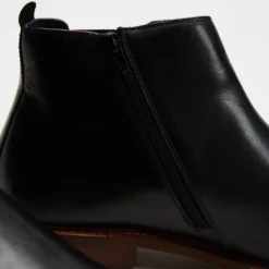 Top 10 ✔️ Julius Marlow Clipped Black 🤩 -Mens Shoes Shop http3A2F2Fstatic.theiconic.com .au2Fp2Fjulius marlow 5658 8057231 3