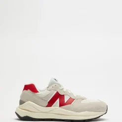 New ✨ New Balance 57/40 (Standard) - Men's Burgundy ✨