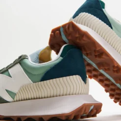 Top 10 ❤️ New Balance Classics XC72 - Unisex Green ✨ -Mens Shoes Shop http3A2F2Fstatic.theiconic.com .au2Fp2Fnew balance classics 2772 0953331 4