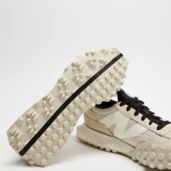 Budget 🔥 New Balance Classics XC72 - Unisex White 👏 -Mens Shoes Shop http3A2F2Fstatic.theiconic.com .au2Fp2Fnew balance classics 4399 7853331 3