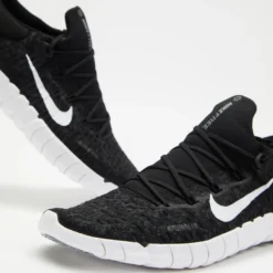 Top 10 👏 Nike Free Run 5.0 - Men's Black, White & Dark Smoke Grey ⭐ -Mens Shoes Shop http3A2F2Fstatic.theiconic.com .au2Fp2Fnike 3230 0349521 5