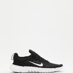 Top 10 👏 Nike Free Run 5.0 - Men's Black, White & Dark Smoke Grey ⭐