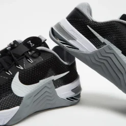 Budget ⭐ Nike Metcon 7 - Men's Black, Platinum, Grey & White 🧨 -Mens Shoes Shop http3A2F2Fstatic.theiconic.com .au2Fp2Fnike 4851 9771121 4