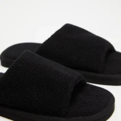 Best reviews of ✔️ OAS Company Slippers Black 🎁 -Mens Shoes Shop http3A2F2Fstatic.theiconic.com .au2Fp2Foas company 4565 1127741 3