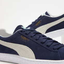 New ✨ Puma Suede Classic XXI Peacoat & Puma White ⌛ -Mens Shoes Shop http3A2F2Fstatic.theiconic.com .au2Fp2Fpuma 8618 8301911 4