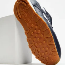 Promo 🔔 Reebok Classic Leather - Men's Vector Navy, Footwear White & Rubber Gum ✔️ -Mens Shoes Shop http3A2F2Fstatic.theiconic.com .au2Fp2Freebok 0662 6534821 3