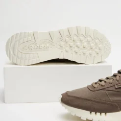 Hot Sale ✔️ Reebok CL Legacy Grow - Unisex Grey & Chalk 🌟 -Mens Shoes Shop http3A2F2Fstatic.theiconic.com .au2Fp2Freebok 8868 2434821 4