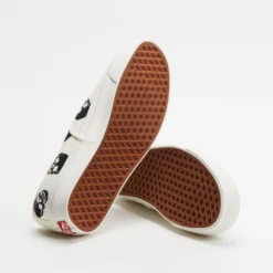 Brand new 👍 Vans Anaheim Authentic 44 DX - Unisex Needlepoint & Skulls 🥰 -Mens Shoes Shop http3A2F2Fstatic.theiconic.com .au2Fp2Fvans 5978 0129031 3